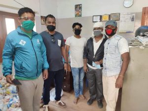 लकडाउनबाट प्रभाबित भएका ६ सय घरधुरीलाइ जीपी फाउण्डेसन पर्साद्वारा राहत वितरण ।