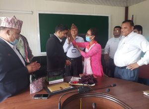 माडी नगरपालिका स्वास्थ्य शाखा अधिकृत श्रेष्ठको आज बिदाइ:लेखापाल कोइरालालाई स्वागत ।
