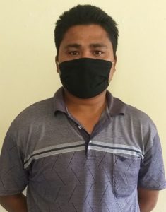 लकडाउनको मौक़ा छोपि तस्करी फ़स्टयाउदै: ठुलो परिमाणमा तस्करीको छोकड़ा सहित बीरगंजबाट क्षेत्री पक्राउ