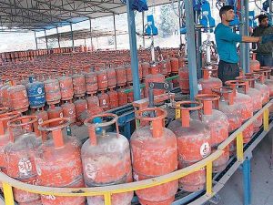 आइतबारदेखि भरी ग्यास सिलिण्डर बिक्री वितरण हुने