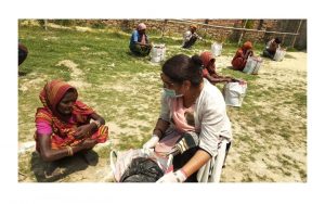 विपन्न र मजदुरलाई सांसद चौधरीको निजी स्रोतबाट राहत वितरण
