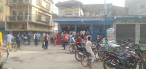महोत्तरीको गा‌ैशालामा लक डाउनकाे धज्जिया उडाउदै, सम्बन्धित निकाय माैन