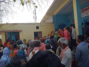 महोत्तरीकाे गाैशाला नगरपालिकामा राहत बितरनमा वडा अध्यक्ष द्वारा दुर्व्यवहार