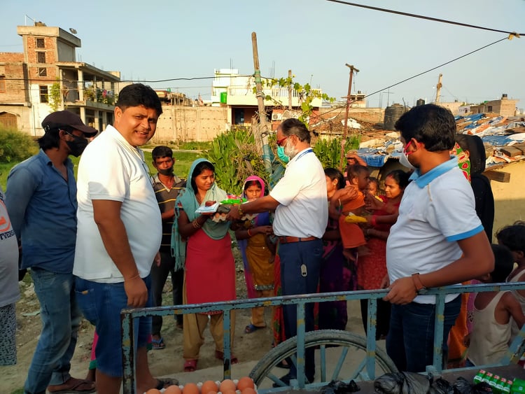 युवालय गैर सरकारी संस्थाले गर्भवती तथा सुतकेरी महिलालाई राहत बितरण गर्यो