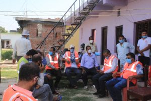 प्रेस संगठन कैलालीद्वारा पत्रकारलाई प्रेस ज्याकेटसहित स्वास्थ्य सामाग्री उपलब्ध