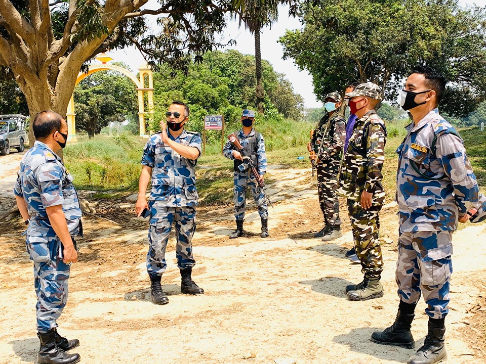 भारतीयलाइ नेपाल छिर्न नदिएको भन्दै सशस्त्र सुरक्षा केम्पमा आक्रमण:स्तिथि नियन्त्रणमा एक राउण्ड हवाई फायर