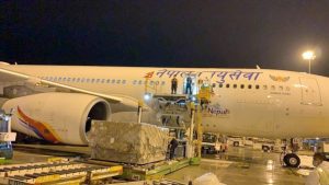 २८ हजार पीसीआर किट, पीपीईलगायतका सामग्री काठमाडौँ आइपुग्यो