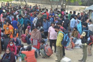 कैलालीपारी सीमावर्ती क्षेत्रमा रहेका साढे चार सय भन्दा बढी नेपालीलाई स्वदेश ल्याइदै