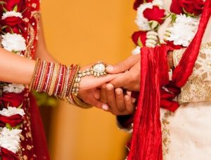 लकडाउनमा पनि आइतबार भारतमा कैयौंको विवाह