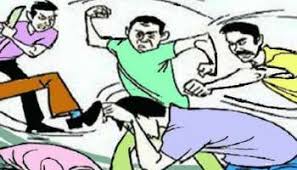 पर्साको कालिकामाई गाउपलिकामा दुई पक्षीय झडप हुदा एक दर्जन भन्दा बढ़ी घाइते