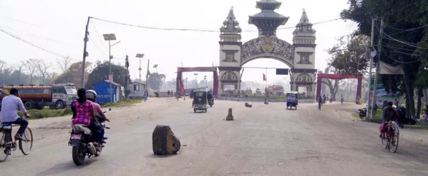 लुकिछिपी नेपाल आउने घटे