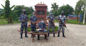 बारामा अबैध घरेलू हतियार बरामद