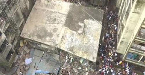 भारतमा तिन तले घर भत्किदा १० जनाको मृत्यु; २० जनाको जिबितै उद्धार
