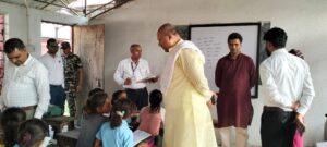 मुख्यमन्त्री सिँहले गरे सामुदायिक विद्यालयको स्थलगत निरीक्षण