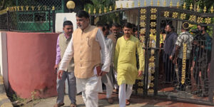 आज दलबलसहित मुख्यमन्त्री निवास खाली गराइने !