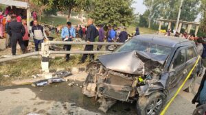 धनुषामा कारले ठक्कर दिंदा श्रीमतीको मृत्यु, श्रीमान गम्भीर घाइते