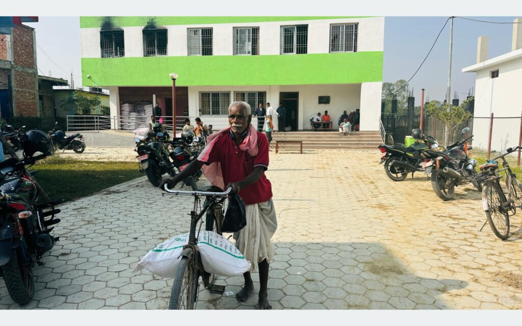 औरहीका किसानलाई अनुदानमा गहुँको बीउ वितरण