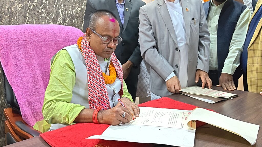 मुख्यमन्त्री कृष्णप्रसाद यादवको विश्वासको मत अन्योल !