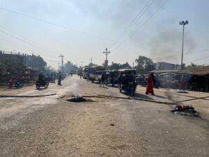 सडक दुर्घटनापछि औरही–८ मा चक्का जाम,सातबुँदे सहमतिपछि यातायात सञ्चालन